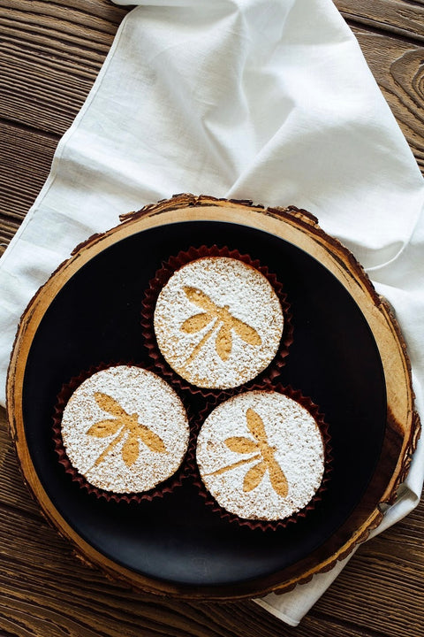 GALLETA DE ALMENDRA RELLENA CON DULCE DE LECHE