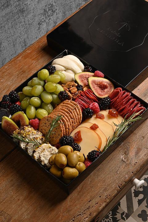 CAJA CON QUESOS 6 PERSONAS