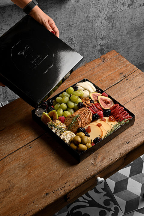 CAJA CON QUESOS 6 PERSONAS