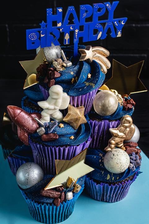 TORRE MUFFINS ASTRONAUTA