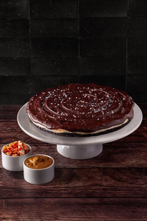 CHEESECAKE CHOCOLATE CACAHUATE Y CARAMELO