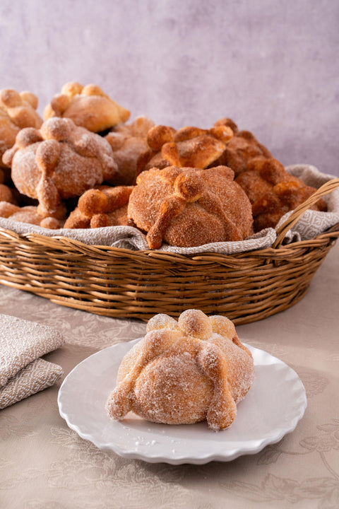 PAN DE MUERTO